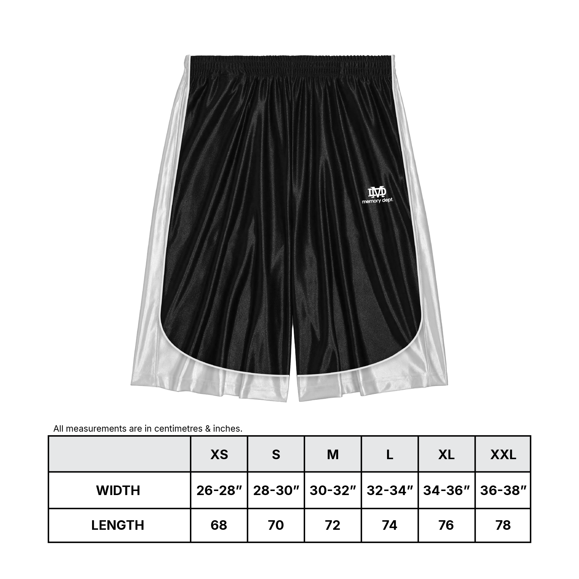 BLACK 3/4 SHORTS